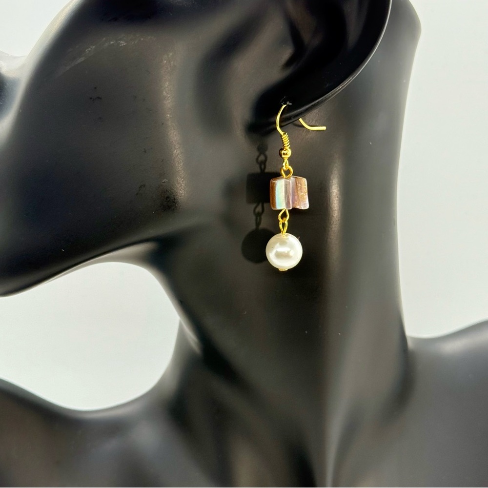 Premier Designs Pearl & Stone Gem Dangle Earrings‎